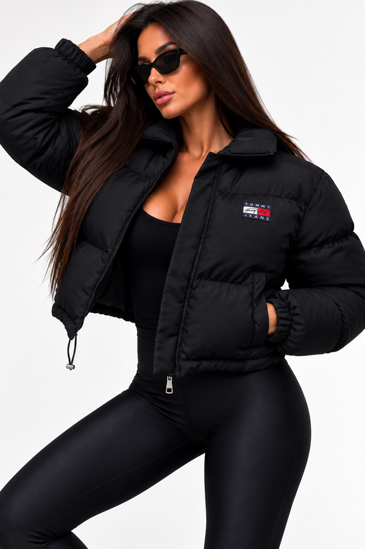 PRECOMANDĂ – Geacă Puffer Premium Neagră, Model Scurt